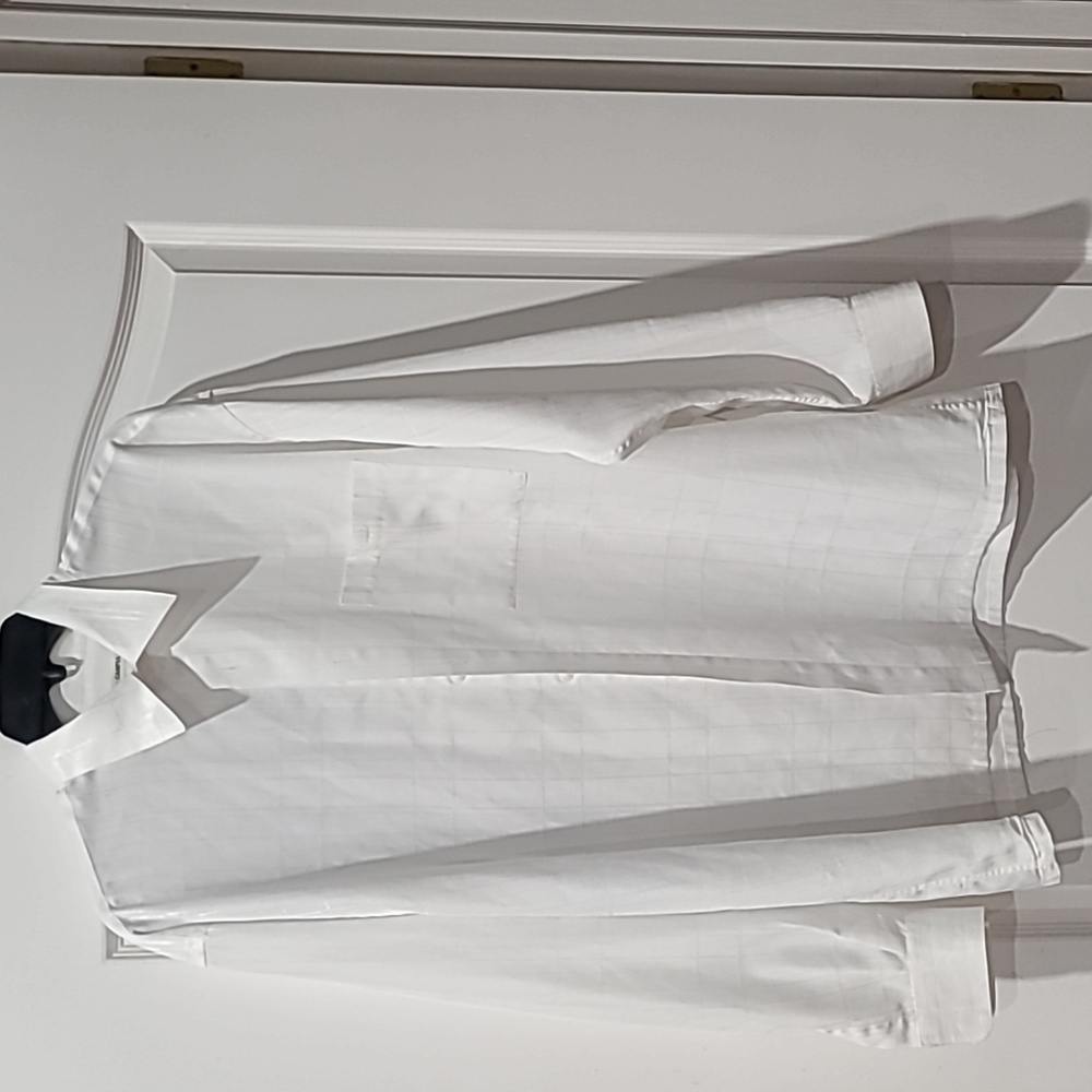 Moda Campia Moda Men's shirt.